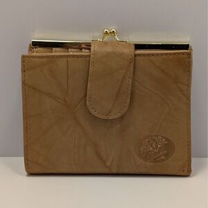 Buxton Genuine Leather Clutch Wallet Kiss Lock Tan Brown Women's ID Card Slots